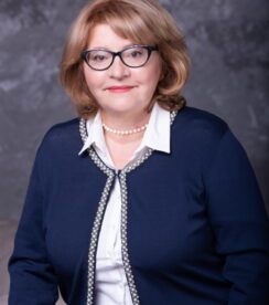 Елена Жукова